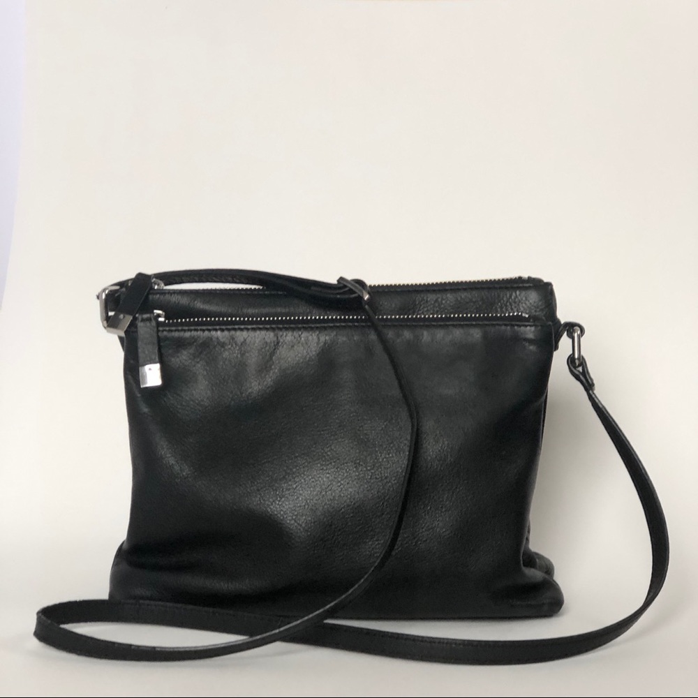 Margot Crossbody Accordian Bag 100% Leather.